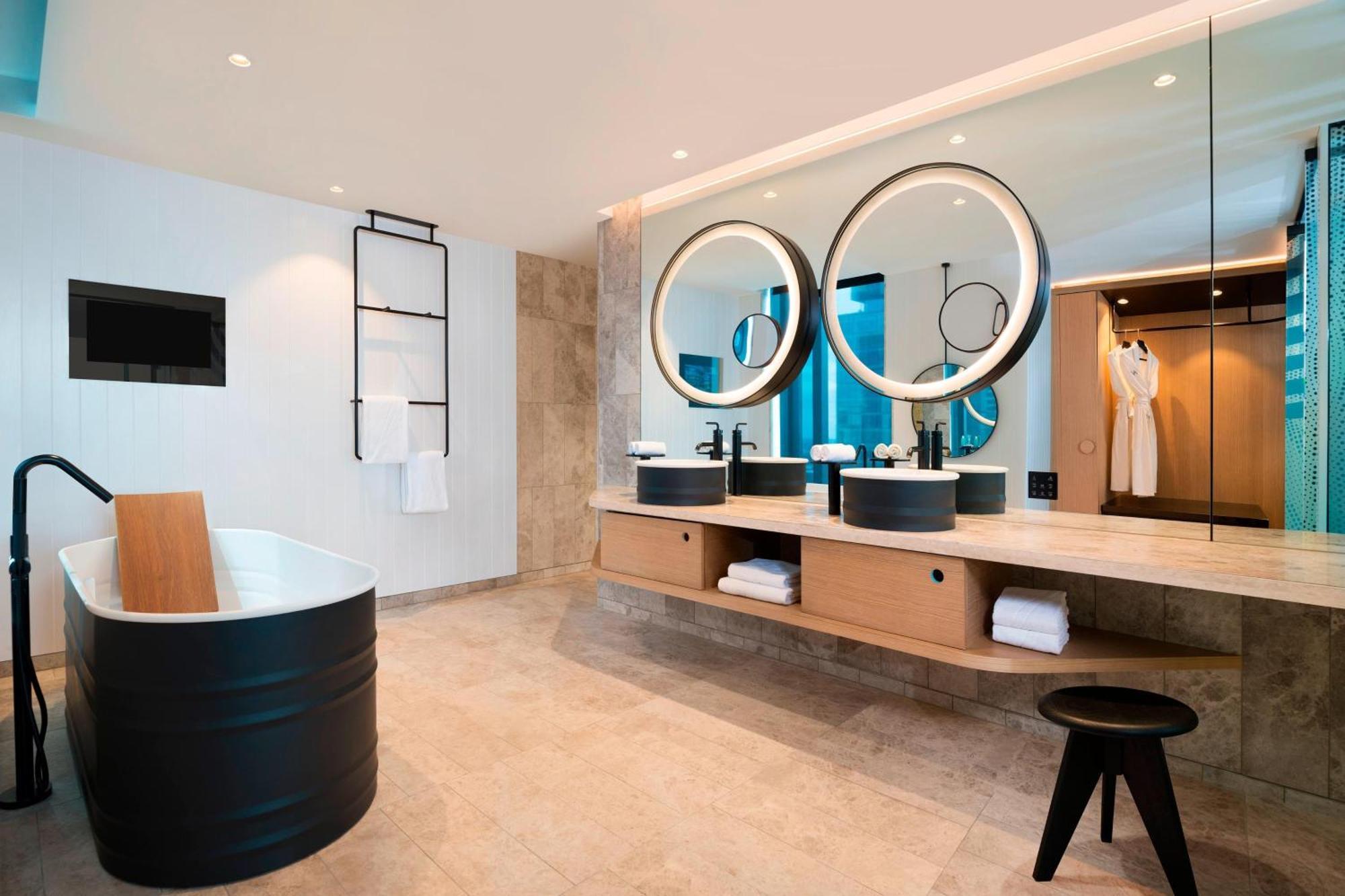 Hotel W Brisbane Exterior foto Bathroom